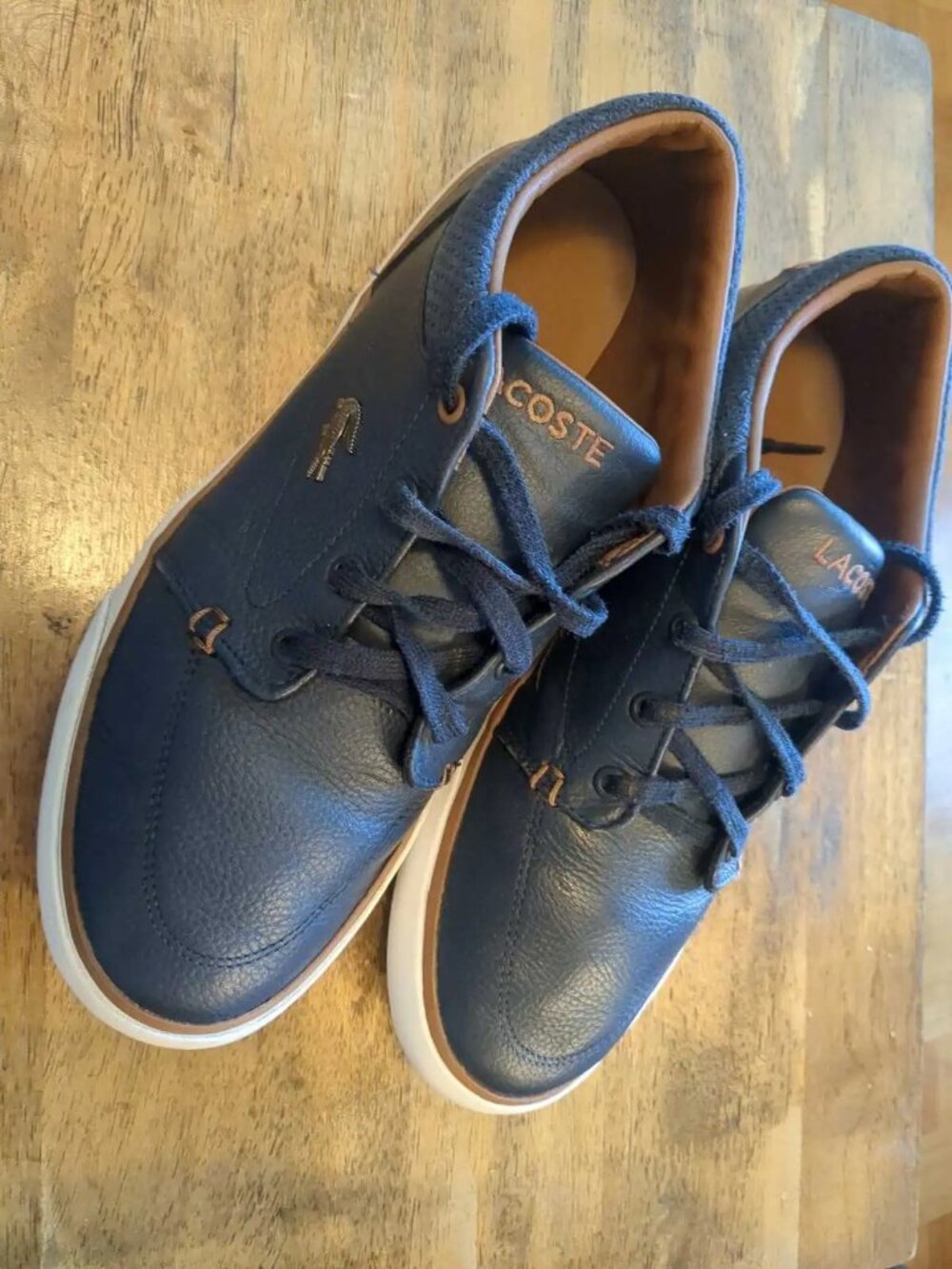 Lacoste Leather Blue-brown Low Top Shoes - Men's size 8, EU 40.5